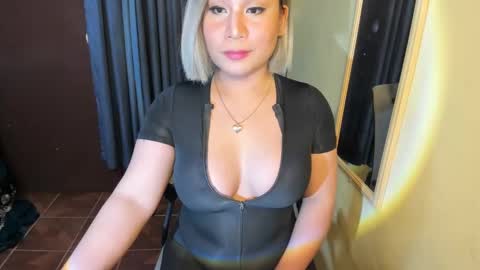 Snapshot of countessrubi chatting on 02.23.25 Rubi online show from 02.23.25