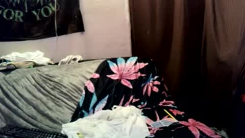 Alaskawildcouple online show from 02.05.25