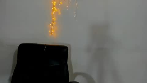 Nikol y  tomy online show from 02.14.25