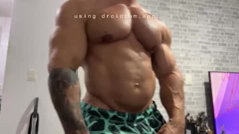 couplemuscle40 online show from 02.13.26