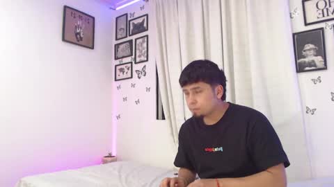 Snapshot of coupsextop chatting on 12.23.24 Juli and Liam online show from 12.23.24