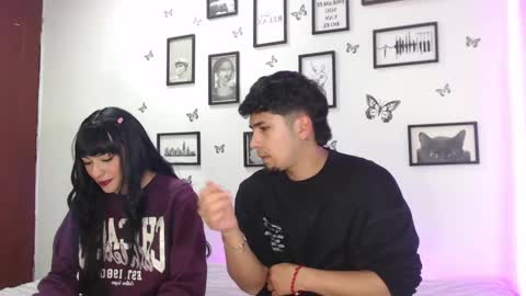 Snapshot of coupsextop chatting on 01.20.25 Juli and Liam online show from 01.20.25