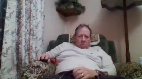 courieral1 online show from 02.17.25