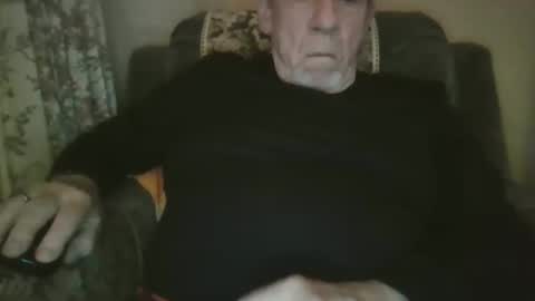 courieral1 online show from 11.26.25