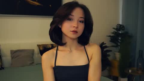 Yui online show from 02.11.25