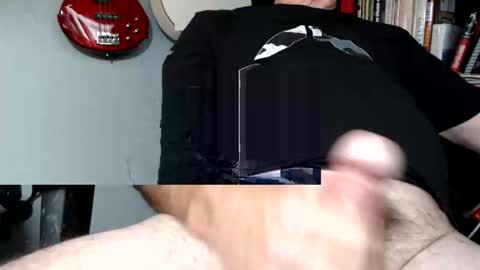 Snapshot of cozycanuck chatting on 11.14.25 CozyCanuck online show from 11.14.25