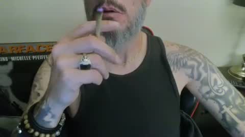 Snapshot of cpl_inlove chatting on 10.20.25 cpl_inlove online show from 10.20.25