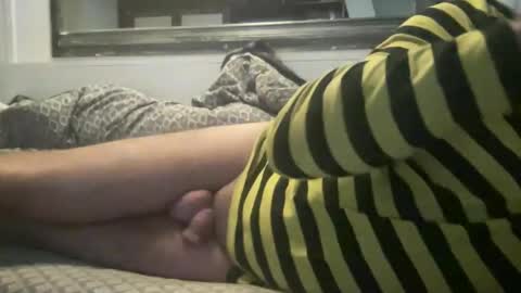 crapaud75018 online show from 12.10.24