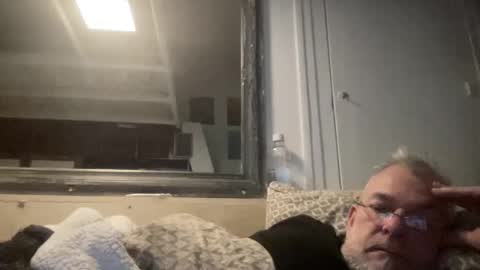 crapaud75018 online show from 01.01.25