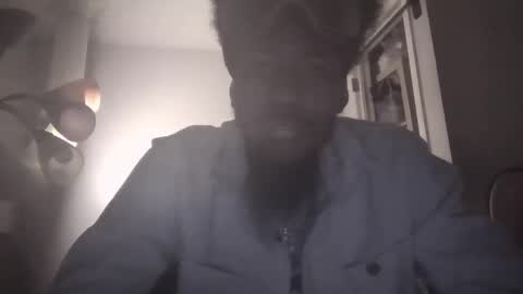 Snapshot of craze320084 chatting on 01.12.25 craze320084 online show from 01.12.25