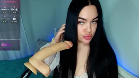 Eva online show from 12.04.25