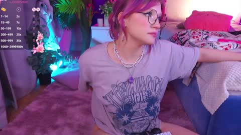 Snapshot of crazy__wine chatting on 12.26.24 Sonya online show from 12.26.24