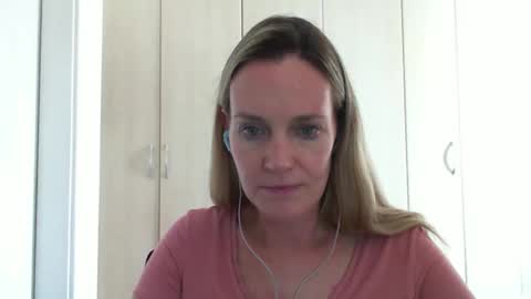 Anny online show from 02.12.25