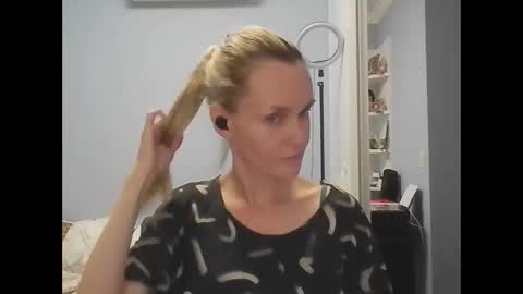 Anny online show from 02.11.26