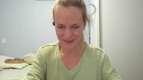 Anny online show from 02.25.26