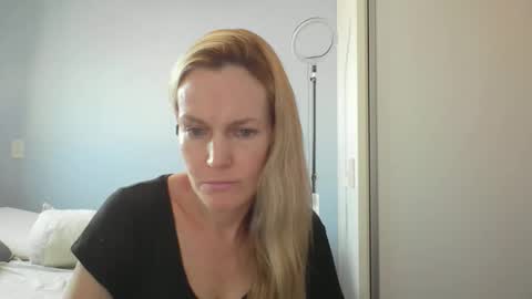 Anny online show from 03.30.26