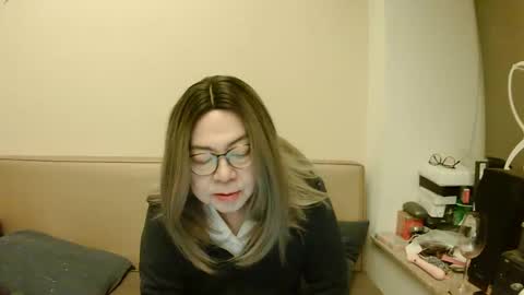 Snapshot of crazychika chatting on 03.08.25 Kelly online show from 03.08.25