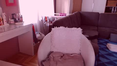 Camille online show from 02.04.25