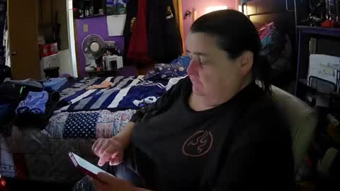 crazygirl802 online show from 04.25.26