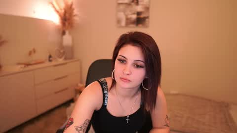 Snapshot of creambaby18 chatting on 03.01.26 creambaby18 online show from 03.01.26