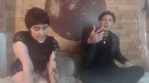  CAMILA Y SEBASTIAN online show from 01.01.25