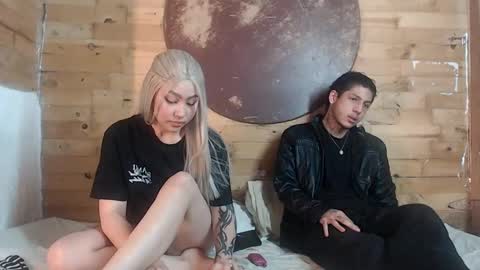  CAMILA Y SEBASTIAN online show from 01.30.25