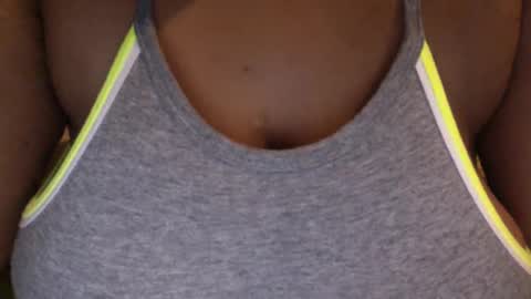 CreamyCocoBabe online show from 01.25.25