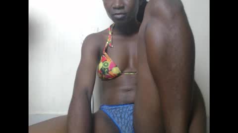 Snapshot of creamyxsugar chatting on 09.15.25 creamyxsugar online show from 09.15.25