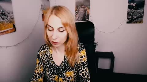 Snapshot of create_your_own_sun chatting on 06.02.26 Lera online show from 06.02.26