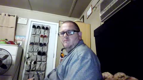 The hopeless romantic online show from 10.02.25