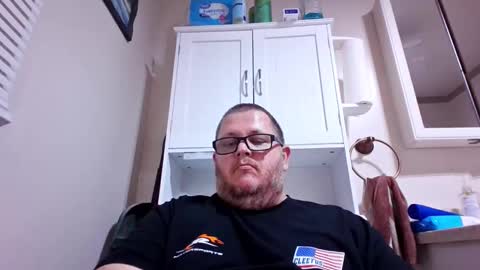 The hopeless romantic online show from 10.13.25