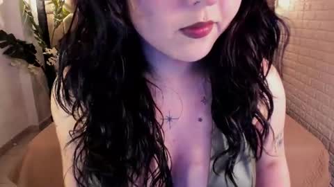 Snapshot of crimson_tati chatting on 07.19.26 Tatiana online show from 07.19.26