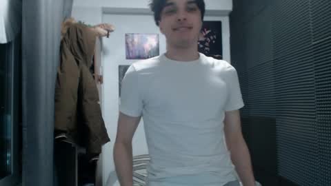 Snapshot of cris_peace chatting on 03.15.26 JOIN IN A FAN CLUB AND YOU WILL HAVE 90 OF MY PHOTOVIDEO FREE FANSLY - online show from 03.15.26