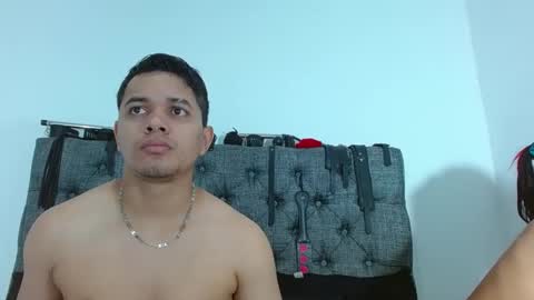 CRISANDMERY online show from 03.10.25