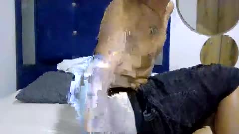 crisespitia25 online show from 03.25.26