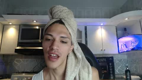 Cristina Onazis online show from 04.13.26