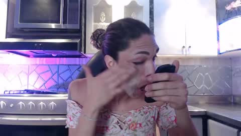 Cristina Onazis online show from 05.25.26