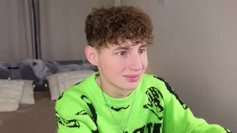 Snapshot of crisp1n chatting on 11.01.25 Chris online show from 11.01.25