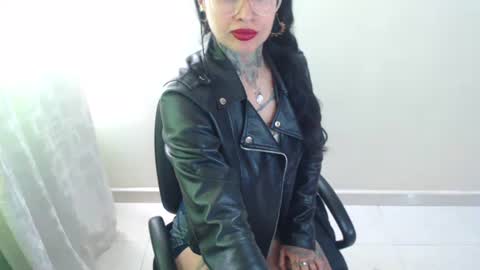 HI online show from 12.02.24