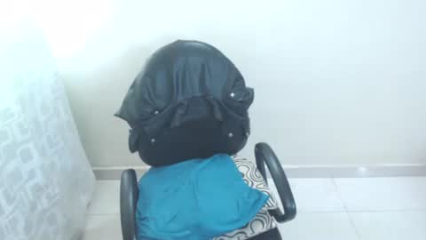 HI online show from 10.04.25