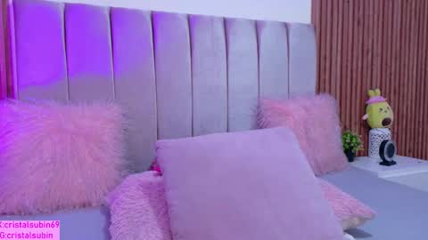 STEFANYIG cristalsubin online show from 12.18.25