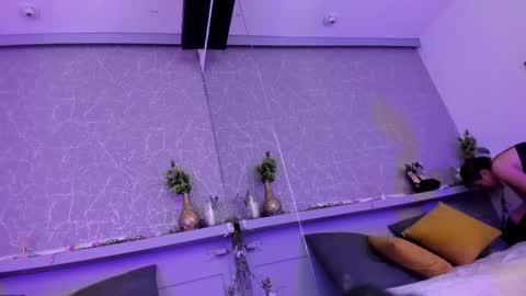 cristalbm_ online show from 02.20.26