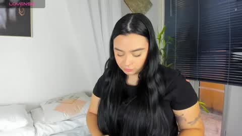 Cristal Cute  online show from 12.21.24