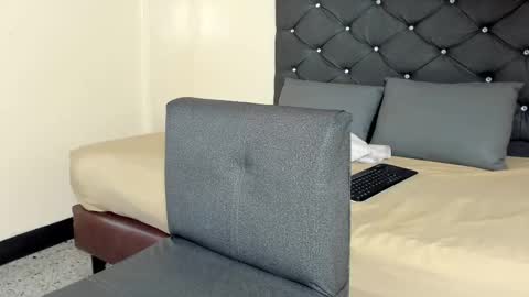 cristale69 online show from 09.20.25