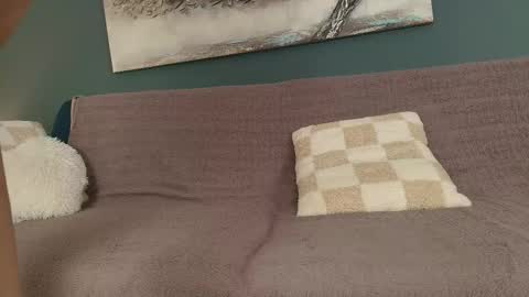 Snapshot of cristaleyess chatting on 02.17.26 cristaleyess online show from 02.17.26