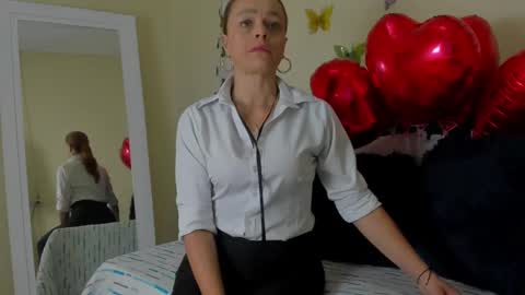 cristal walker online show from 03.03.25