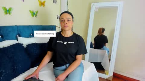 cristal walker online show from 10.17.25