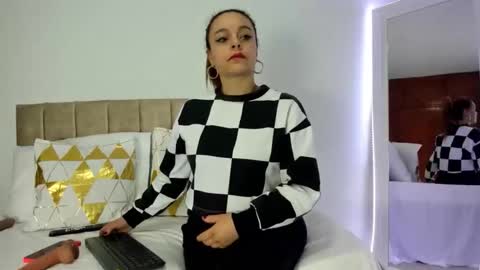 cristal walker online show from 11.16.25