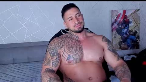 Snapshot of cristian_walker chatting on 06.11.26 cristian walker online show from 06.11.26