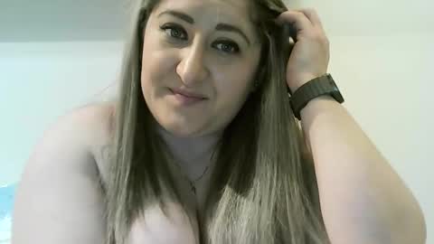 cristina20021991 online show from 03.10.25